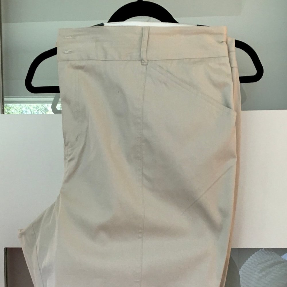 Khaki Capris
